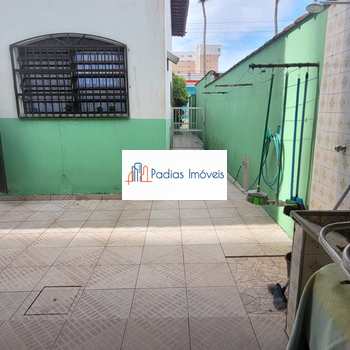 Sobrado em Mongaguá, bairro Centro