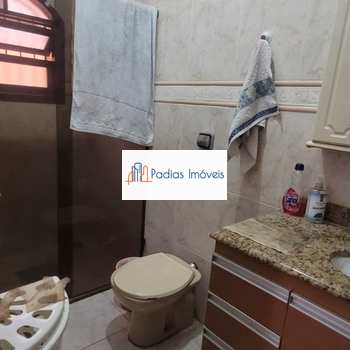 Casa em Mongaguá, bairro Jardim Marina