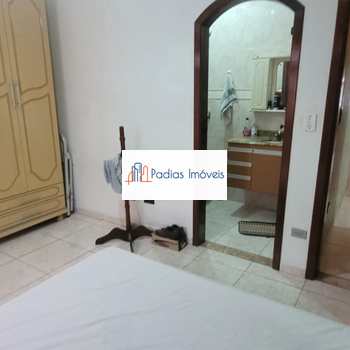 Casa em Mongaguá, bairro Jardim Marina