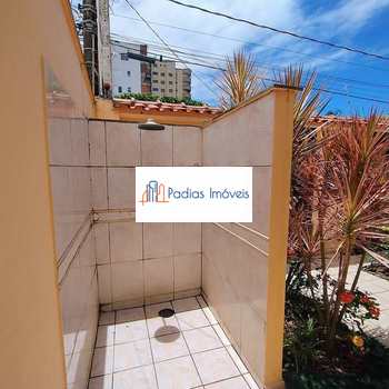 Casa em Mongaguá, bairro Jardim Marina