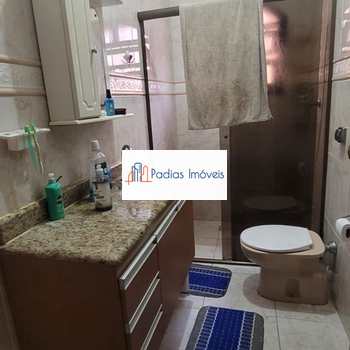 Casa em Mongaguá, bairro Jardim Marina
