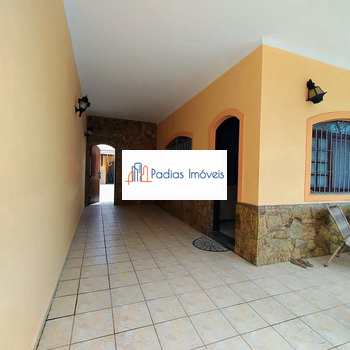 Casa em Mongaguá, bairro Jardim Marina
