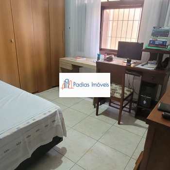 Casa em Mongaguá, bairro Jardim Marina