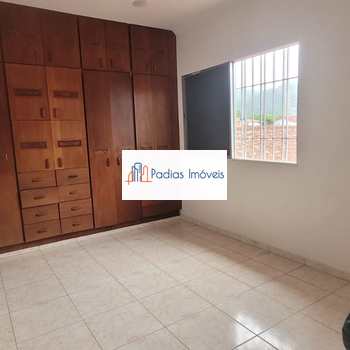 Casa em Mongaguá, bairro Jardim Marina