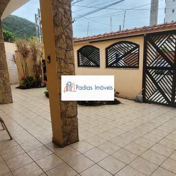 Casa em Mongaguá, bairro Jardim Marina