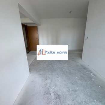 Apartamento em Mongaguá, bairro Centro