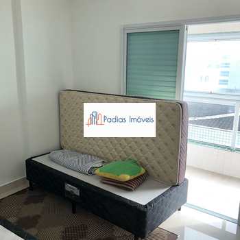 Apartamento em Mongaguá, bairro Centro