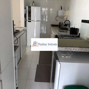 Apartamento em Mongaguá, bairro Centro