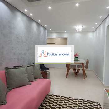 Apartamento em Mongaguá, bairro Centro