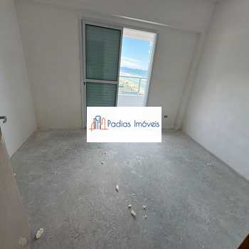 Apartamento em Mongaguá, bairro Centro