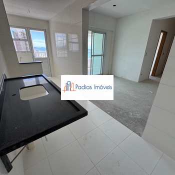 Apartamento em Mongaguá, bairro Centro