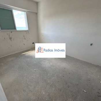 Apartamento em Mongaguá, bairro Centro