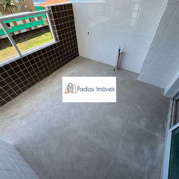 Apartamento em Mongaguá, bairro Centro