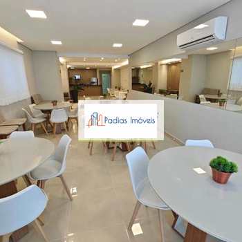 Apartamento em Mongaguá, bairro Centro
