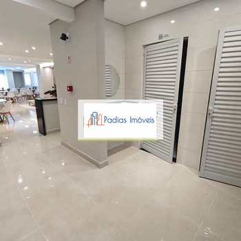 Apartamento em Mongaguá, bairro Centro