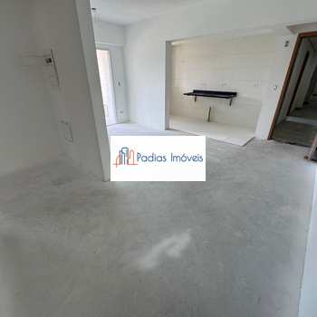 Apartamento em Mongaguá, bairro Centro