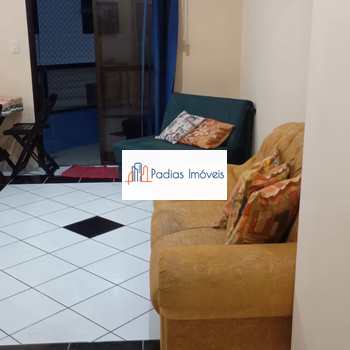 Apartamento em Mongaguá, bairro Centro