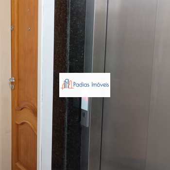 Apartamento em Mongaguá, bairro Centro