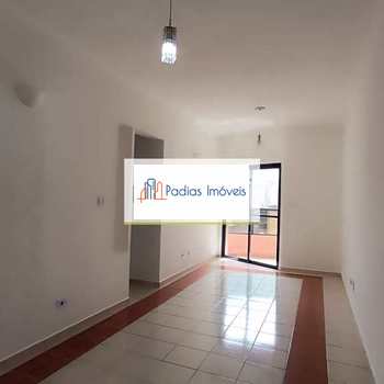 Apartamento em Mongaguá, bairro Centro
