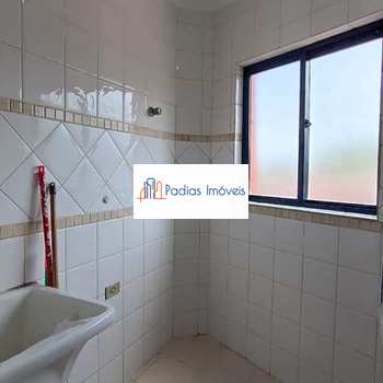 Apartamento em Mongaguá, bairro Centro