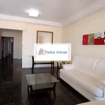 Apartamento em Mongaguá, bairro Centro