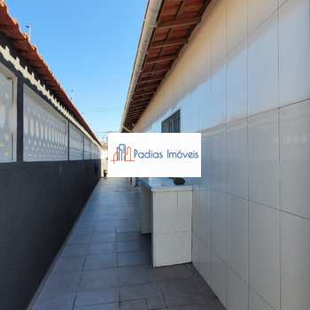 Casa em Mongaguá, bairro Vila Atlatica