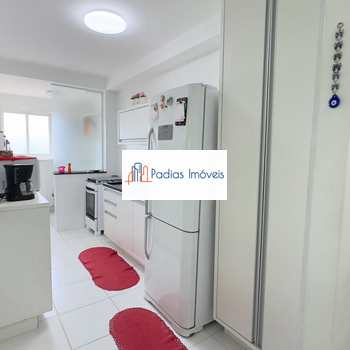 Apartamento em Mongaguá, bairro Centro