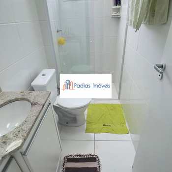 Apartamento em Mongaguá, bairro Centro