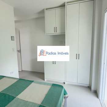 Apartamento em Mongaguá, bairro Centro