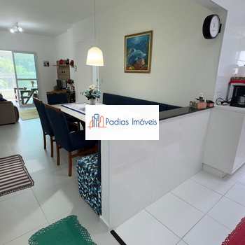 Apartamento em Mongaguá, bairro Centro