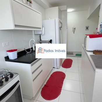Apartamento em Mongaguá, bairro Centro
