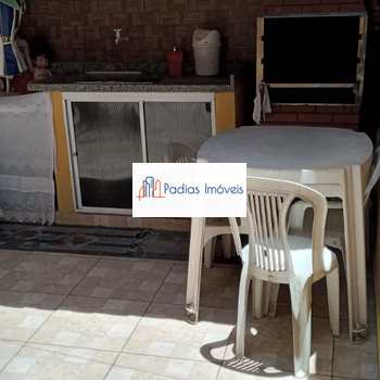 Casa em Mongaguá, bairro Itaóca