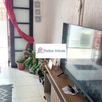 Casa em Mongaguá, bairro Itaóca