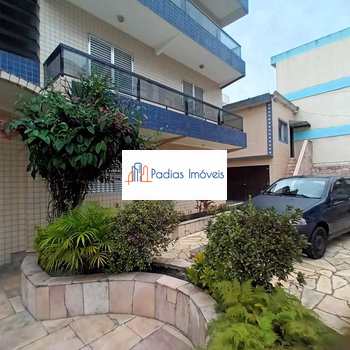 Apartamento em Mongaguá, bairro Centro