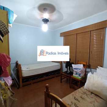 Apartamento em Mongaguá, bairro Centro