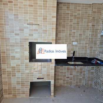 Apartamento em Mongaguá, bairro Jardim Aguapeu