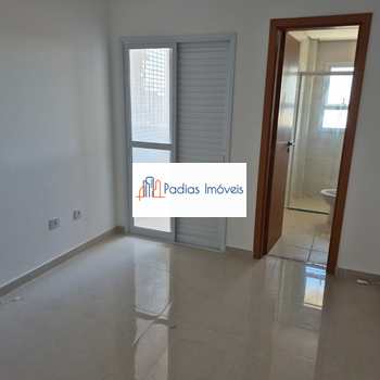 Apartamento em Mongaguá, bairro Jardim Aguapeu