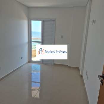 Apartamento em Mongaguá, bairro Jardim Aguapeu