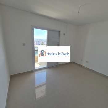 Apartamento em Mongaguá, bairro Jardim Aguapeu