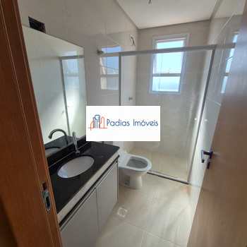 Apartamento em Mongaguá, bairro Jardim Aguapeu