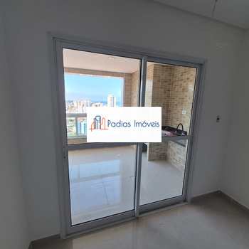 Apartamento em Mongaguá, bairro Jardim Aguapeu