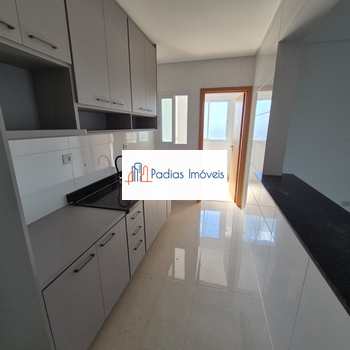 Apartamento em Mongaguá, bairro Jardim Aguapeu