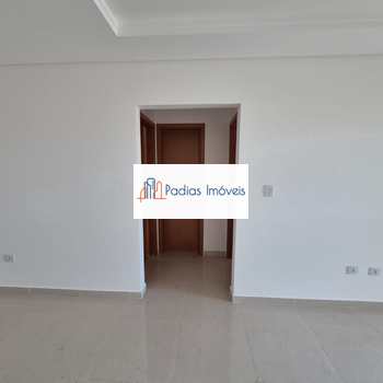 Apartamento em Mongaguá, bairro Jardim Aguapeu
