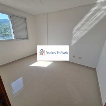 Apartamento em Mongaguá, bairro Jardim Aguapeu
