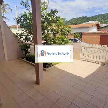 Casa em Mongaguá, bairro Vila São Paulo