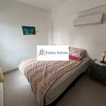 Apartamento em Mongaguá, bairro Jardim Marina