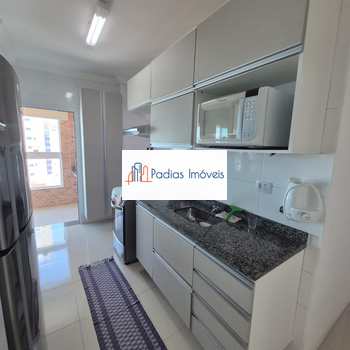 Apartamento em Mongaguá, bairro Centro