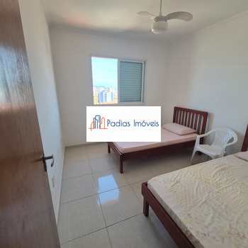 Apartamento em Mongaguá, bairro Centro