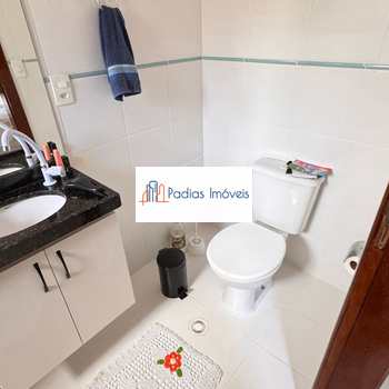 Apartamento em Mongaguá, bairro Centro