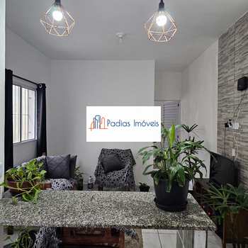 Casa em Mongaguá, bairro Agenor de Campos